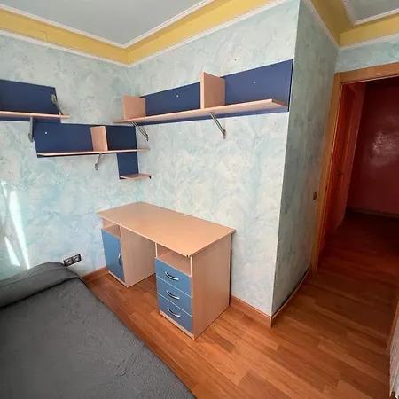 Bonito Piso De 4 Habitaciones- Port Aventura