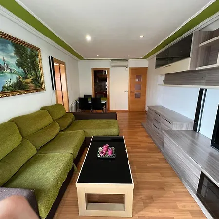 Bonito Piso De 4 Habitaciones- Port Aventura
