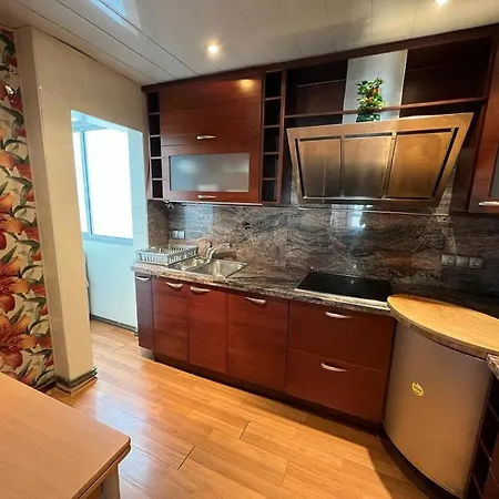 Bonito Piso De 4 Habitaciones- Port Aventura *