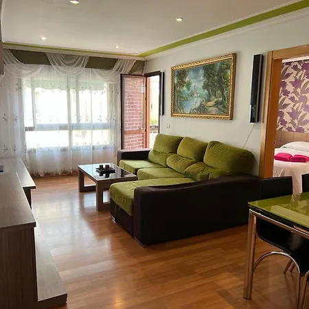 Bonito Piso De 4 Habitaciones- Port Aventura Apartment *